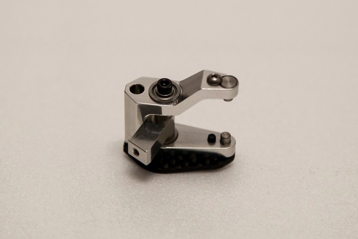 MD7082 Tail Pitch Control Arm - V2-0